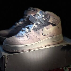 Nike Air Force 1 Mid Suede – Men’s Size 9.5 – Excellent Condition